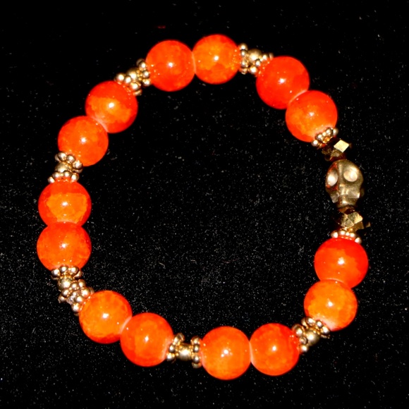 Dia De Muerto Bracelet: Golden Sugar Skull Beaded - Picture 1 of 3